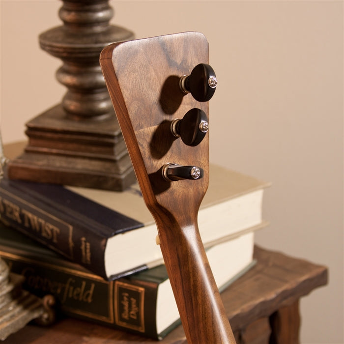 Roosebeck Balalaika Prima, Walnut, Nylon Gig Bag