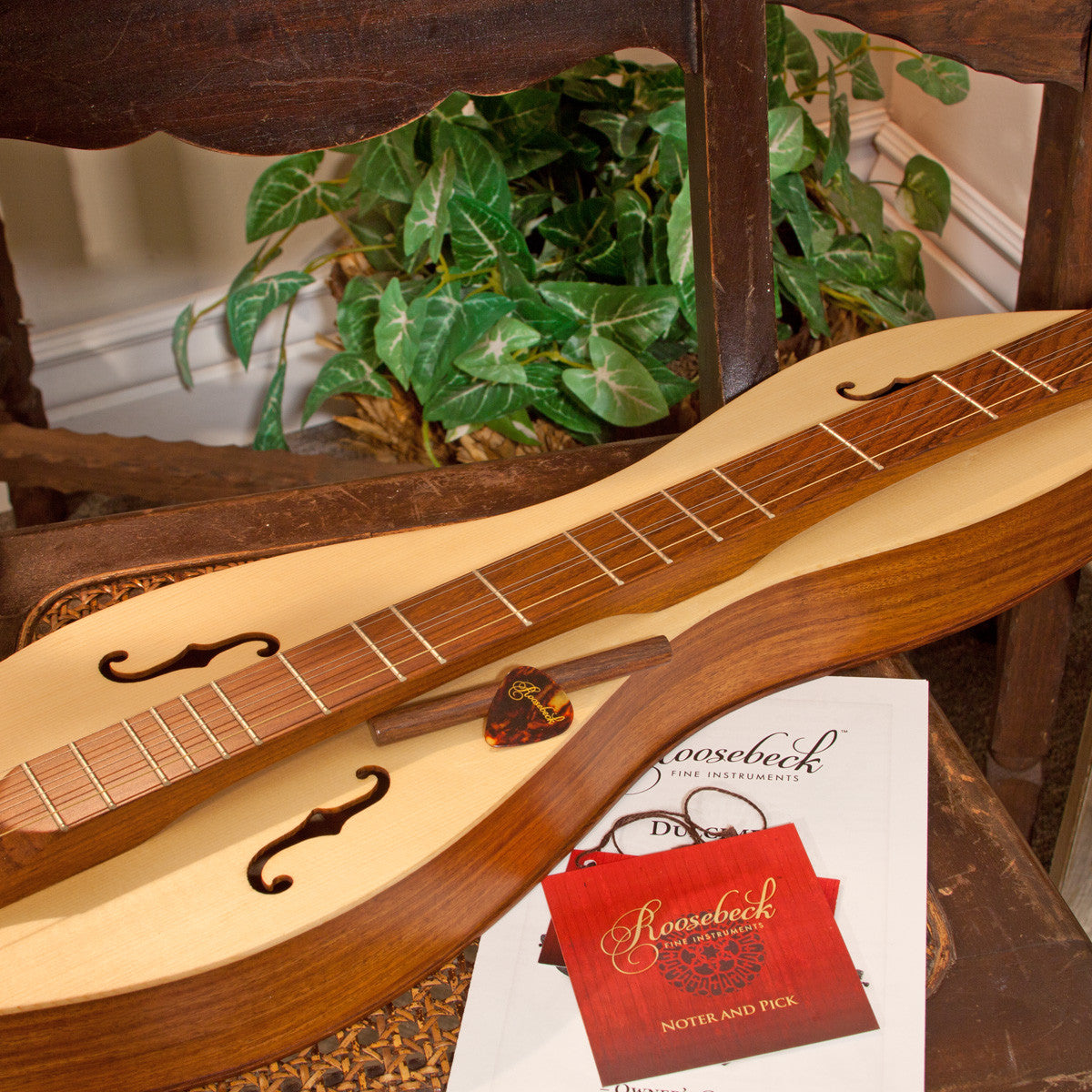 Lap Play or Stick Style! Roosebeck Cutaway Mountain Dulcimer Deluxe (5 String, Spruce SoundBoard, Ugraded Tuners)