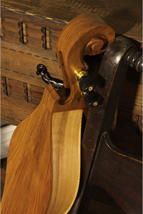 Roosebeck "Emma" Mountain Dulcimer, Walnut, 4 String, F-Scrolls