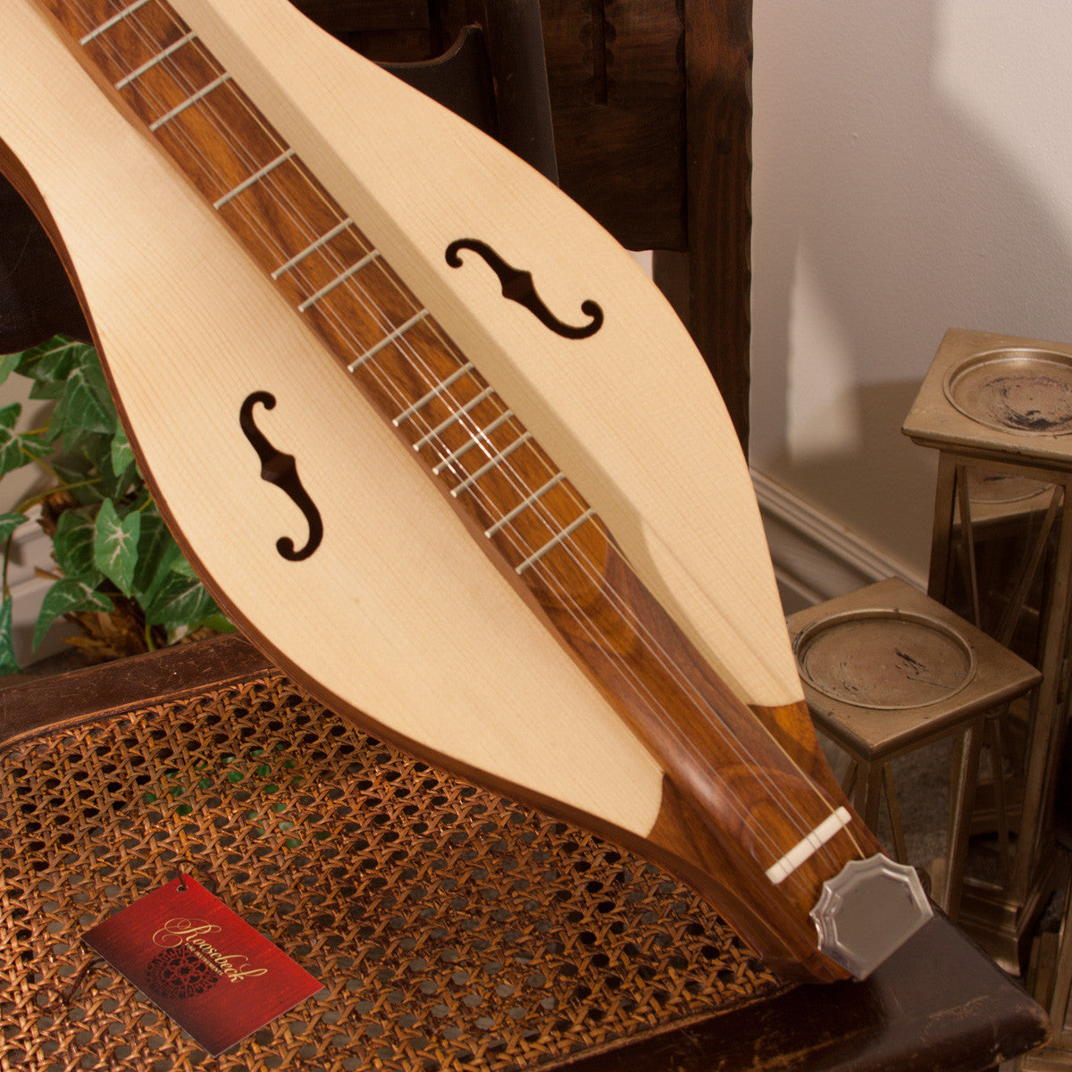 Roosebeck 5 String Appalachian Grace Dulcimer (Vaulted Fret Board, F-Scrolls, Extra String Set)
