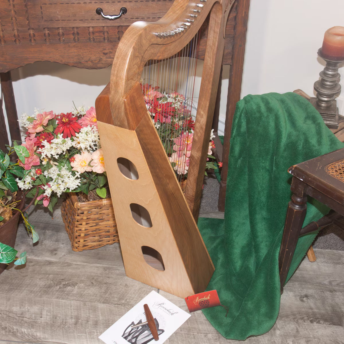 Roosebeck 22 String Parisian Harp (Upgraded Chelby Levers, Extra String Set)