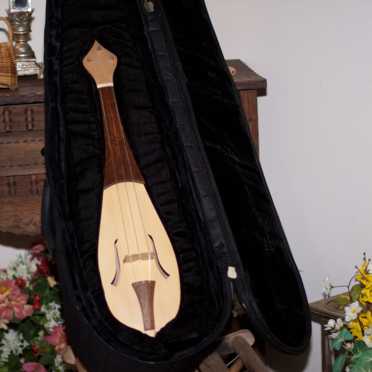 Roosebeck Alto Rebec & Bow (Padded Gig Bag, Extra Gut String Set, Rosin Included)
