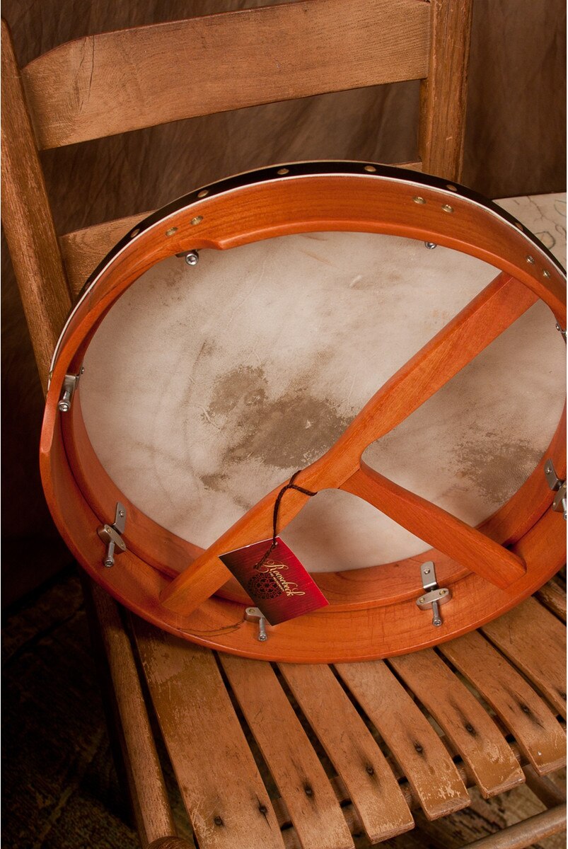 Roosebeck 16" x 3.5" Cedar Irish Bodhran & Gig Bag (Authentic Goatskin Head, Inside Tunable, T-Bar)