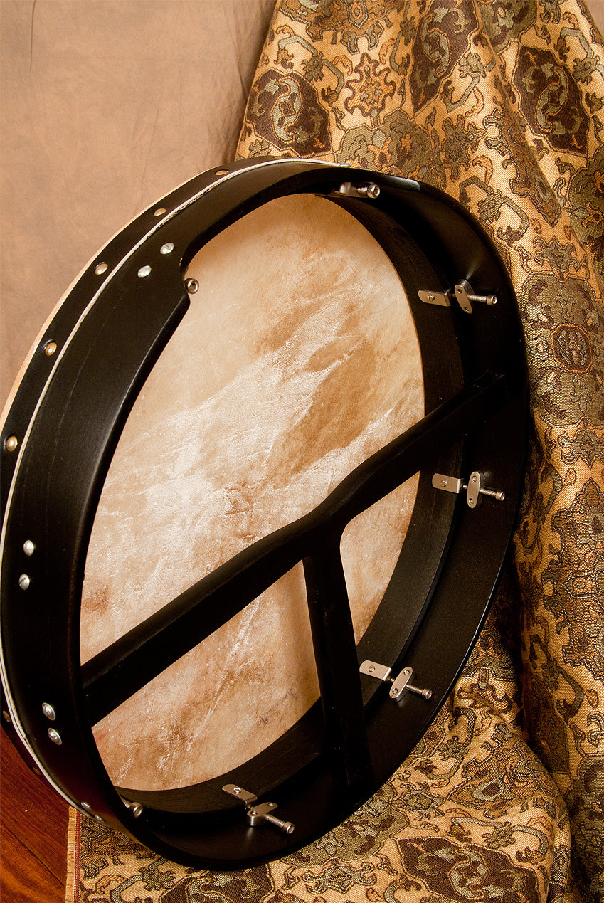 Roosebeck 18" Bodhran & Gig Bag (Mulberry/Black, Natural Goatskin Head, Inside Tunable, T-Bar)