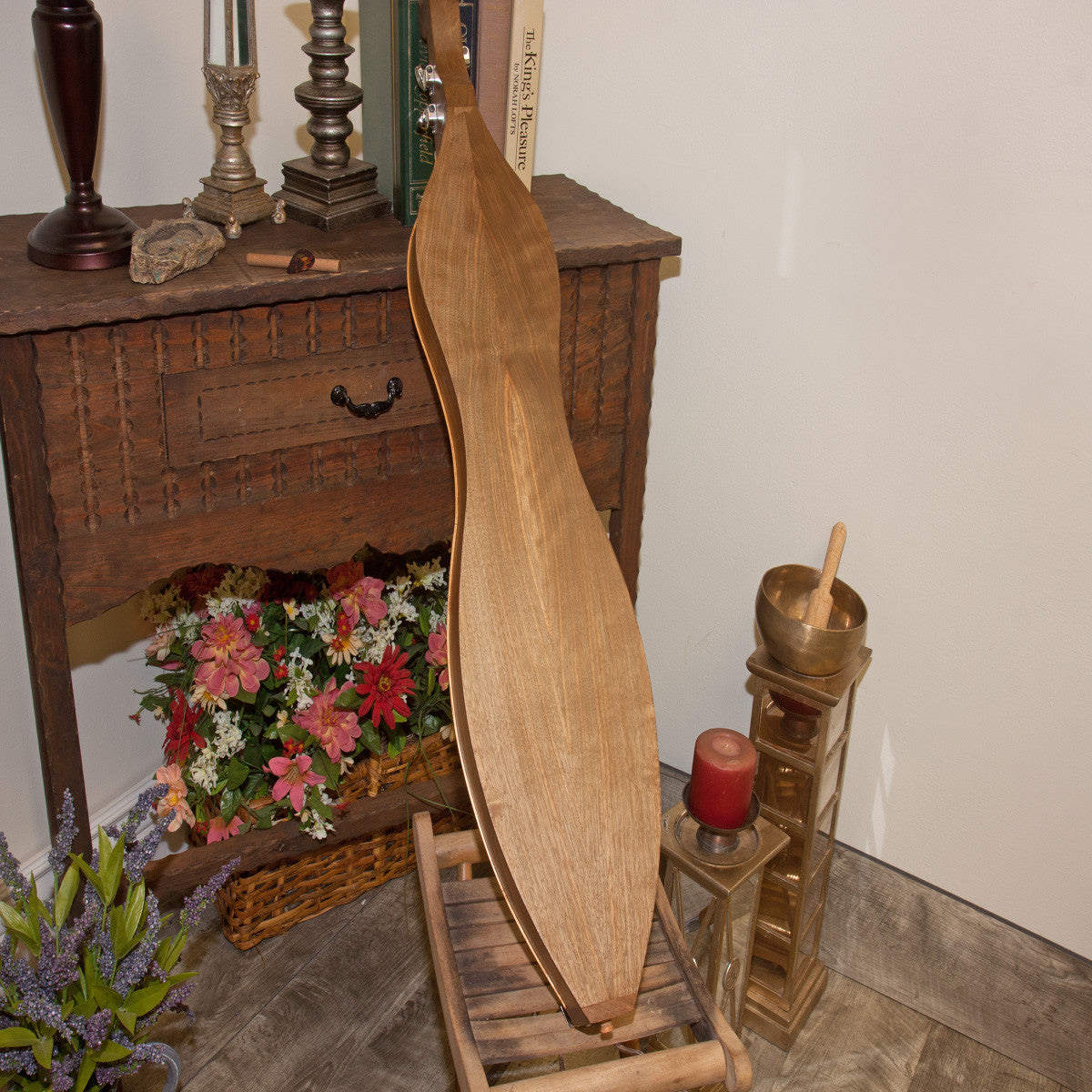 Roosebeck 4 String Grace Mountain Dulcimer, Walnut, full back body.