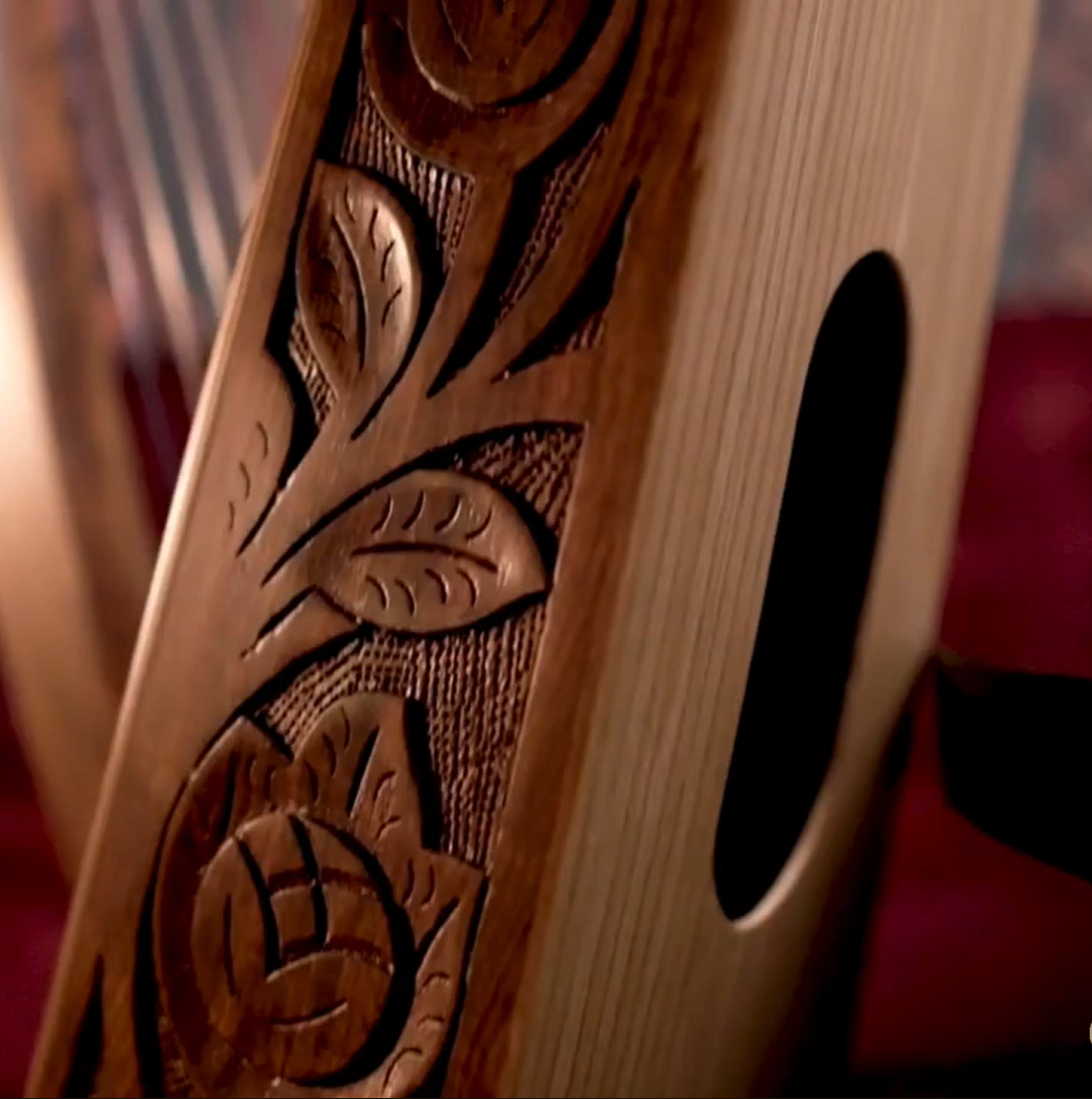22-String Heather Harp with Chelby Levers, Rosewood, Carved Celtic Thistle Inlay