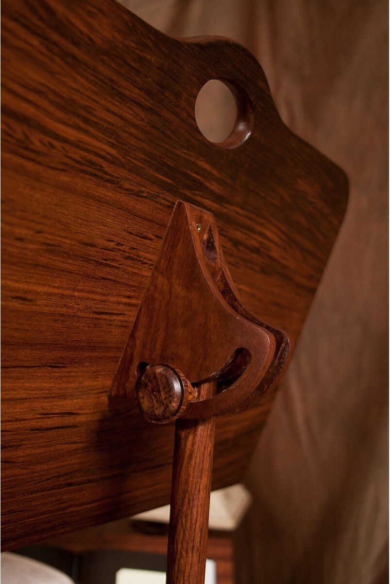 Roosebeck Colonial Rosewood Music Stand, Single Tray