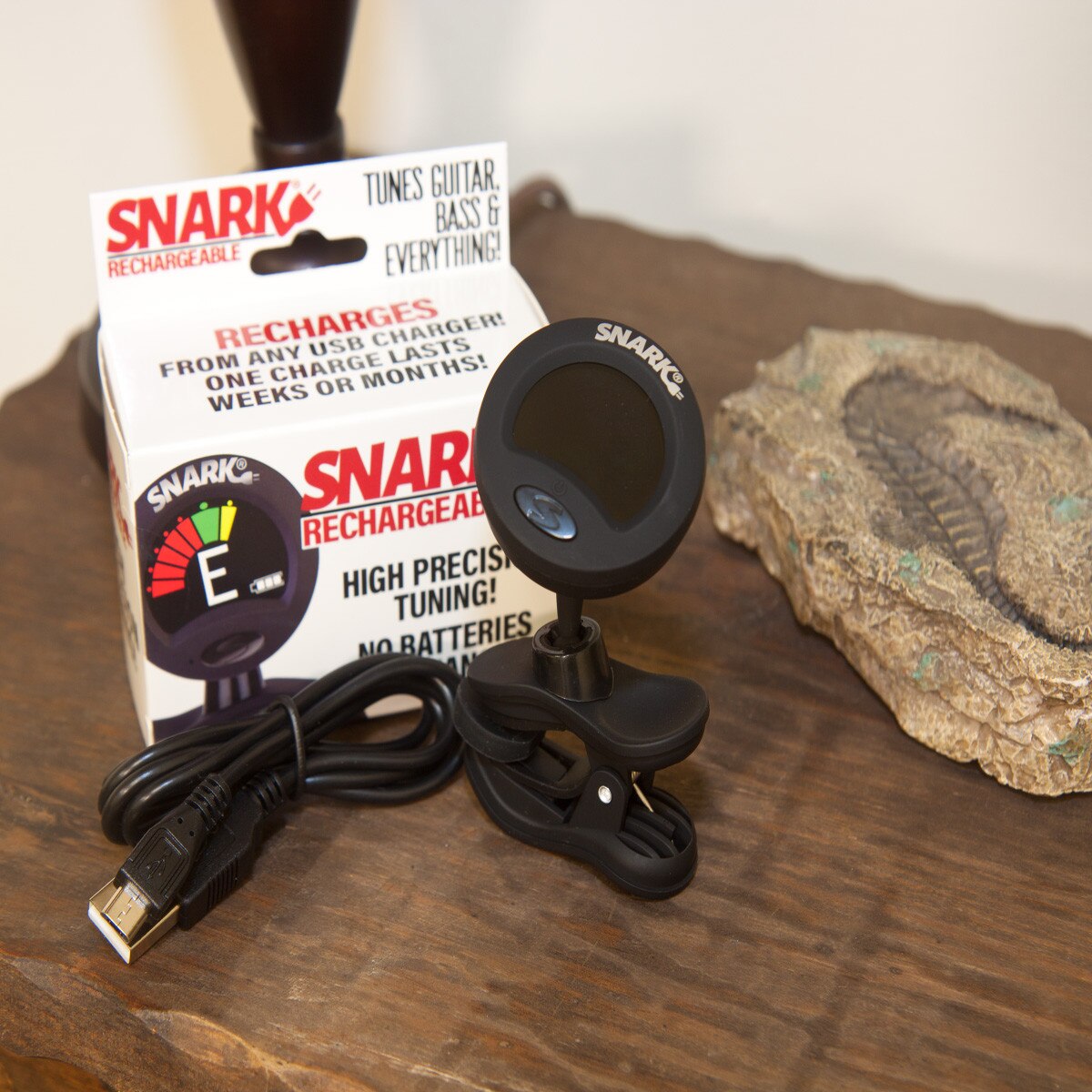 Snark Rechargeable Clip-On Tuner ($10 OFF when purchased with ANY stringed Instrument*)